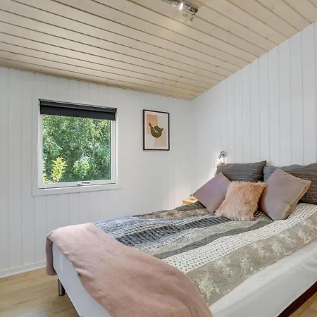 Holiday home 3 Bedroom Cozy In