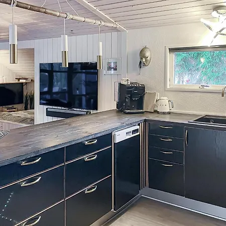 3 Bedroom Cozy In Prázdninový dům